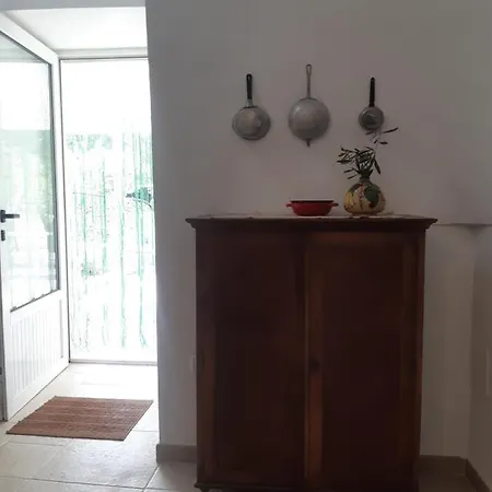 Il Trullo Bianco A Masseria Santalachicca 公寓
